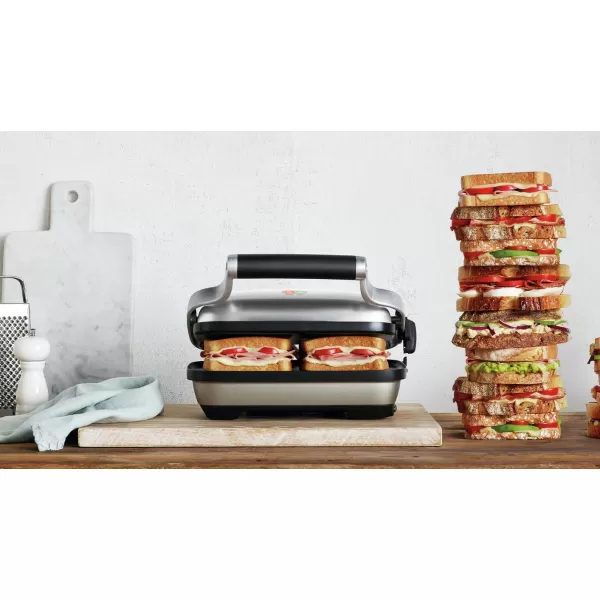 Kontaktní sendvič gril SAGE SSG600